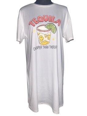 NWOT — Graphic Tequila Tee Dress 🍋‍🟩🥃